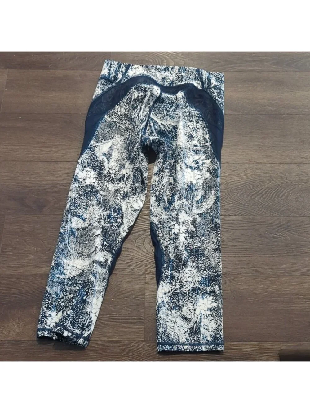Lululemon Never Still Crop *21